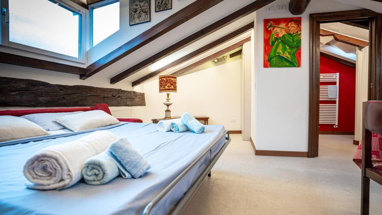 Ferienwohnung Splendida Vista Su Citta Alta Bergamo Exterior foto
